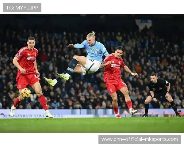 德布劳内：脚下频繁控制，掌控整场节奏